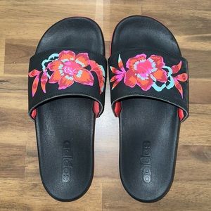 Wmns Adilette Comfort Slide 'Black Floral'